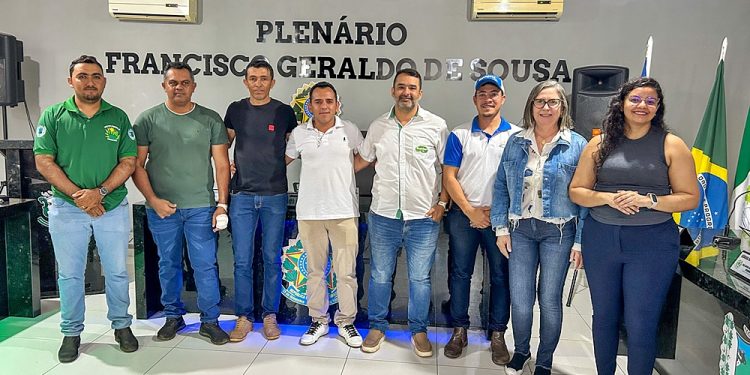 Acauã fortalece cadeia produtiva do leite com implementação do PAA Leite