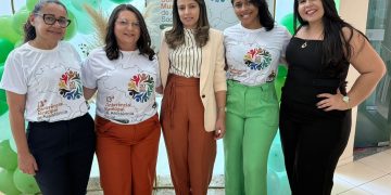 Na manhã desta quinta-feira, a Secretaria de Assistência Social de Paulistana realizou a 13ª Conferência Municipal de Assistência Social, com o tema “20 anos do SUAS: construção, proteção e resistência”. O evento aconteceu na sede da Secretaria de Educação e contou com a presença da Primeira Dama e Secretária de Assistência Social, Marileide, do Vice-Prefeito Rubmário, da Secretária de Saúde Tamara Tayná e da Vereadora Noeli. As palestras foram conduzidas por Valdênia Costa e Shelda Magalhães, fortalecendo o debate sobre os avanços e desafios da política de assistência social no município.