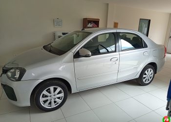 🚗 Oportunidade imperdível: Toyota Etios 2019 à venda!