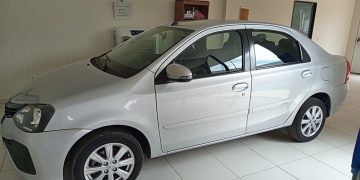 🚗 Oportunidade imperdível: Toyota Etios 2019 à venda!