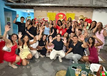 Colégio Mérito celebra encerramento de ano com noite de confraternização, união e alegria