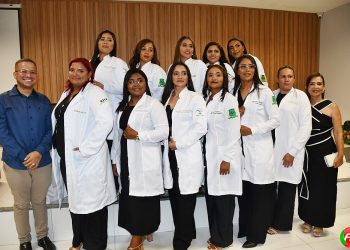 Cerimônia do Jaleco marca momento especial para alunos do curso técnico em enfermagem da ETP em Paulistana