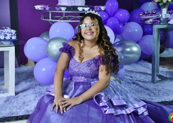 Bianca Vitória celebra seus 15 anos em uma noite deslumbrante