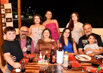 Foi inaugurada na última sexta-feira 8 de maio, em Acauã, a mais nova açaíteria e petiscaria da cidade: a Gelo e Brasa! 🔥🍢🍧