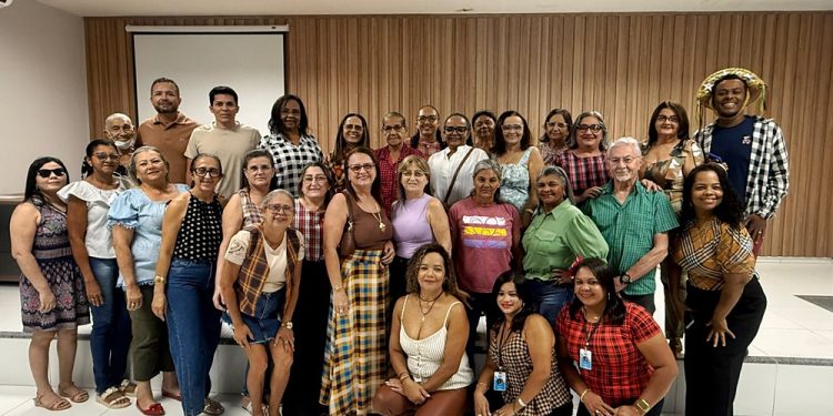 Primeiro São João do Paulistana Prev reúne aposentados e pensionistas em manhã de muita alegria e confraternização