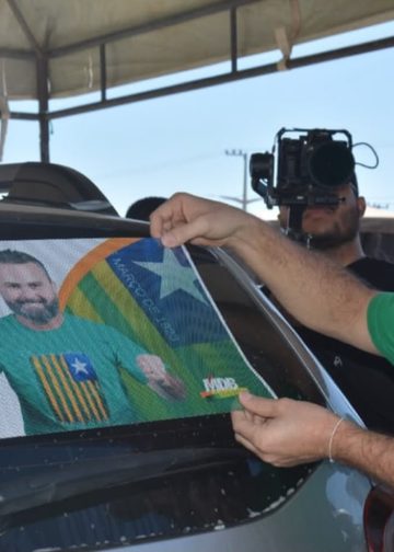 GD Oliveira realiza adesivaço nesta sexta-feira em Paulistana